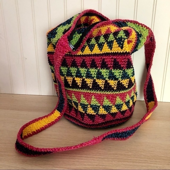 Boho Crochet Bucket Bag w/ Long Strap Colorful Stripes & Triangle Pattern EUC - Picture 1 of 12
